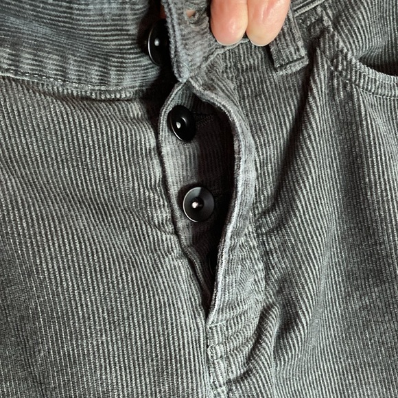 Club Monaco, button front closure, Mens Corduroy Slim fit Pants - Picture 6 of 10